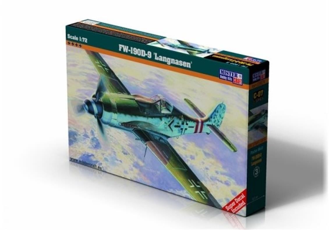 Mistercraft C007 1/72 Fw-190D-9 (Langnasen) Savaş Uçağı Demonte Plastik Maketi