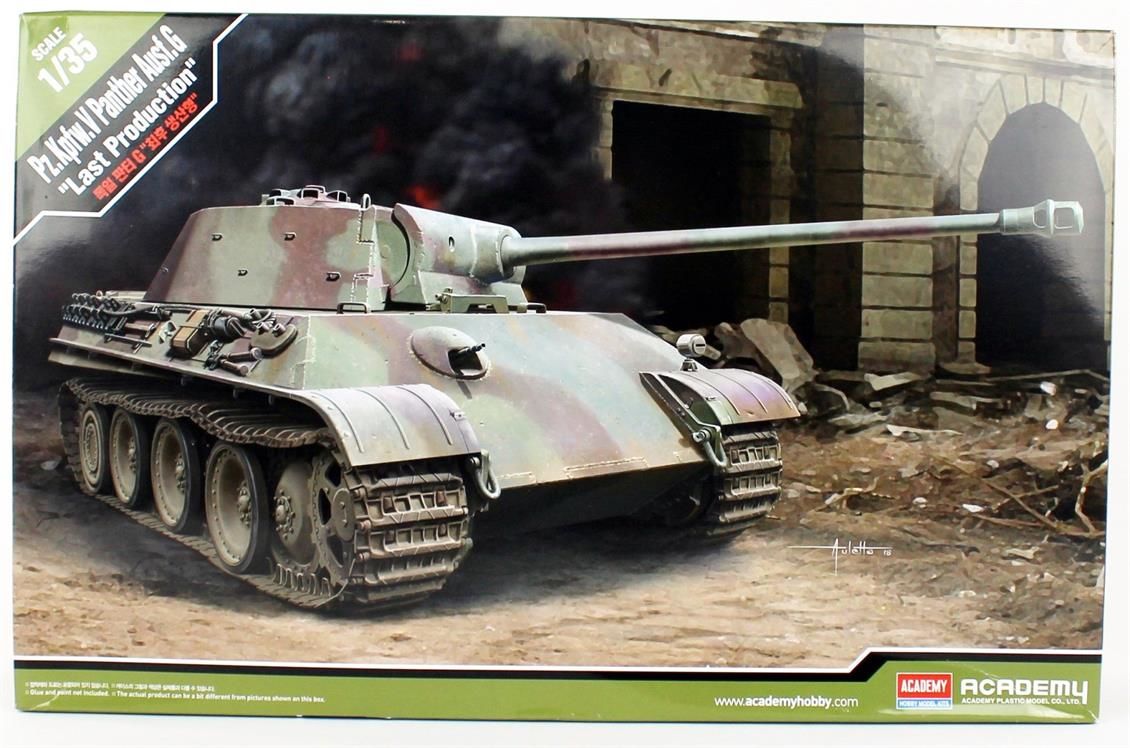 Academy 13523 1/35 Panther Alman Orta Tankı (Versiyon G Son Üretim) Demonte Plastik Maketi